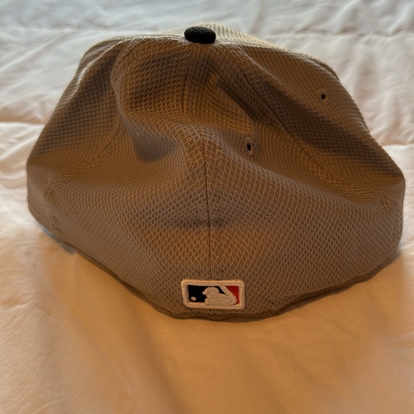 Detroit Tigers On-Field Hat - Picture 3 of 5